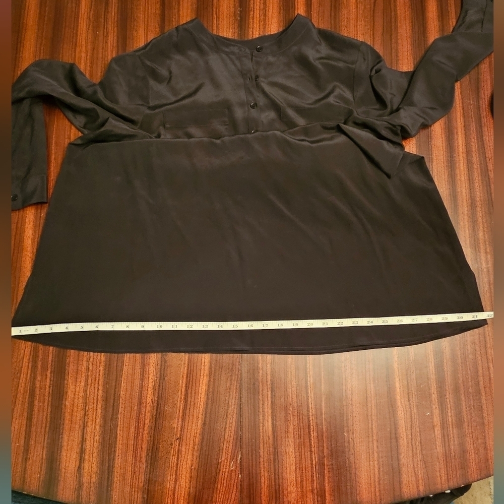 Talbots Woman Black Long Sleeve Round Neck Blouse Pockets 14W Quiet Luxury - Picture 8 of 12